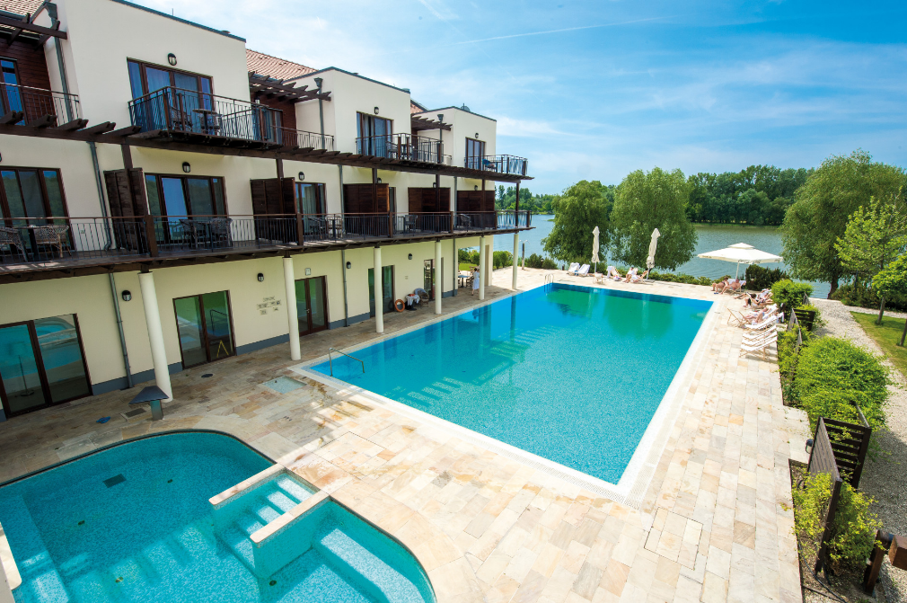 Pihenés a Tisza-tó partján, vadregényes környezetben: Tisza Balneum Thermal Hotel ****